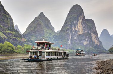 Lijiang River Cruise Guilin üzerinden Yangshuo, Guangxi, Güney için 