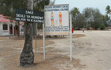 Poster soran değil vücut parçaları Müslüman köyünde denude.