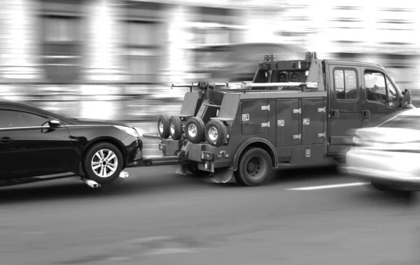 Desenfoque Movimiento Coches Remolque Paseos Una Calle Ciudad — Foto de Stock