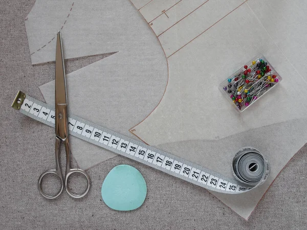 Dikiş ürünleri ve kağıt deseni