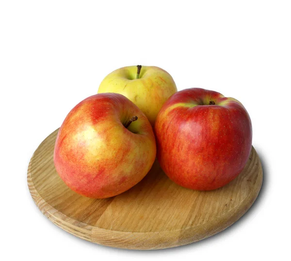 Drei Äpfel Auf Einem Holzständer Auf Weißem Hintergrund — Stockfoto