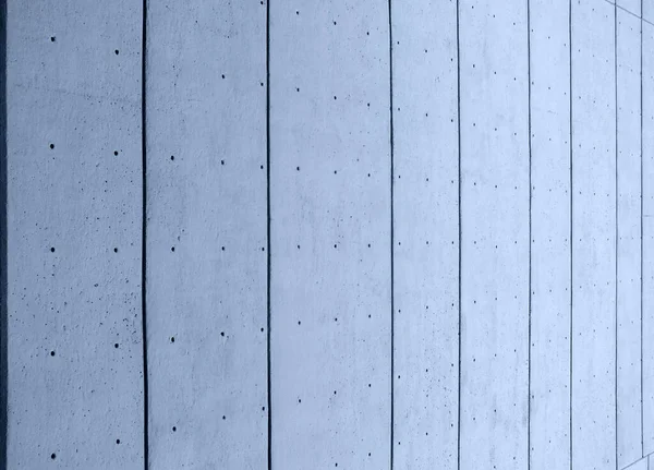 Abstrakcyjny Widok Perspektywy Niebieskiej Tonowanej Powierzchni Betonu Wzorem Kropek Pionowych — Zdjęcie stockowe