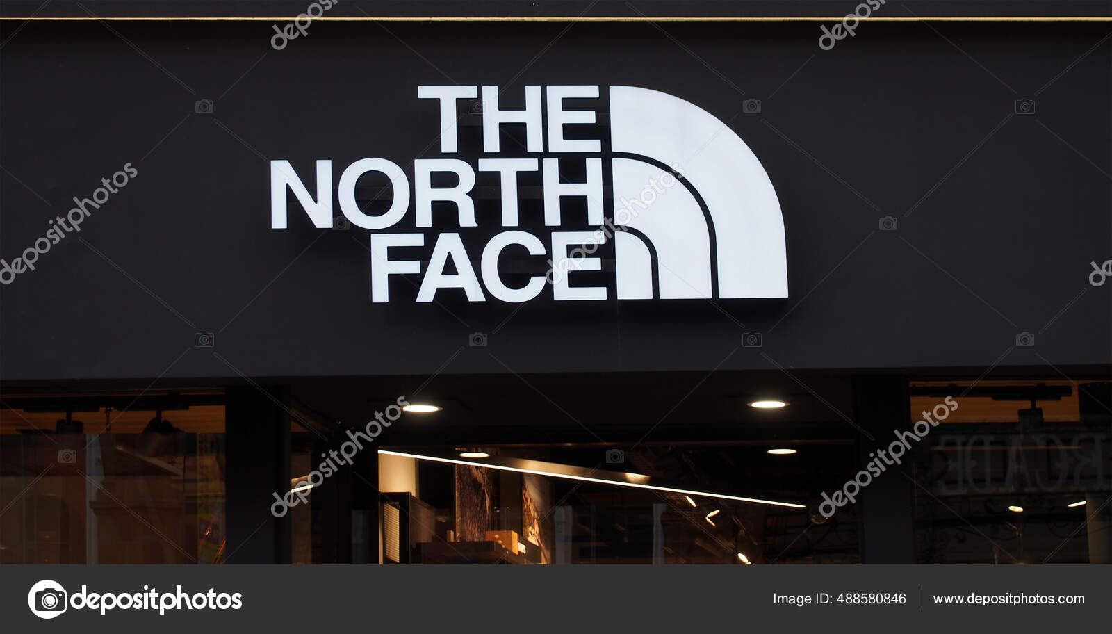 The North Face Logo Pictures The North Face Logo Stock Photos Images Depositphotos