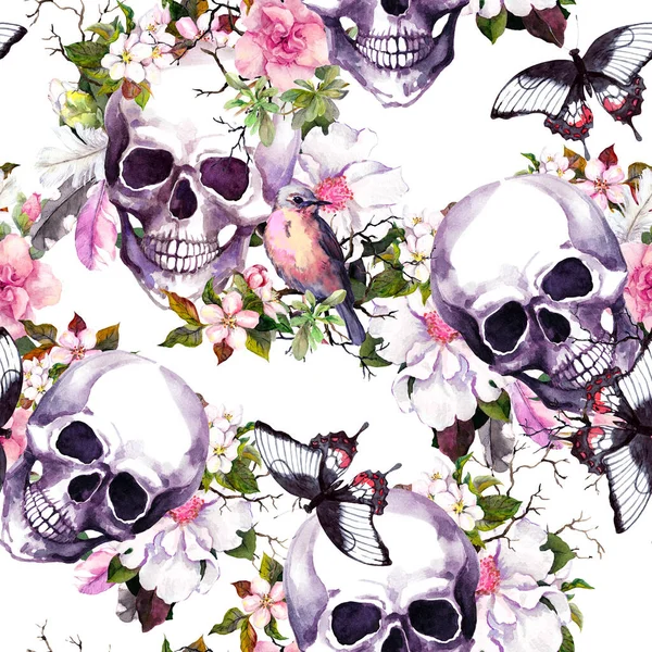 Emberi koponyák, pillangók, virágok, madarak. Zökkenőmentes minta. Akvarell — Stock Fotó