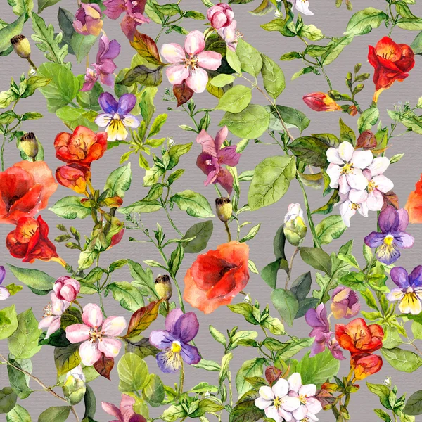 Fondo de pantalla floral sin costuras. Pradera con hierba silvestre, flores, hierbas. Color de agua — Foto de Stock