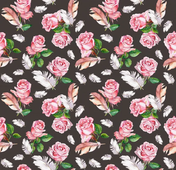 Flores de rosas y plumas. Repetir el patrón floral. Acuarela —  Fotos de Stock