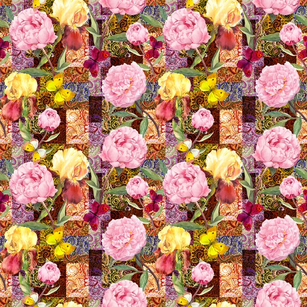 A virágok, pillangók és paisley indiai dísz. Akvarell zökkenőmentes minta — Stock Fotó