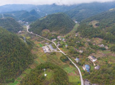 Enshi, Hubei, Çin 'deki Dixin Vadisi Sahne Alanı' nın sonbahar manzarası