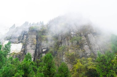 Enshi, Hubei, Çin 'deki Jianshiye Üç Boğaz Manzarası Sonbahar Manzarası