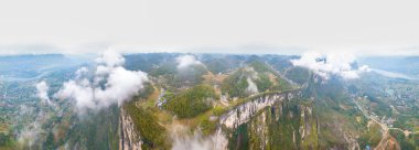 Enshi, Hubei, Çin 'deki Jianshiye Üç Boğaz Manzarası Sonbahar Manzarası