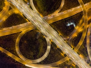 Hubei 'deki Wuhan şehrinin gökyüzü manzarası