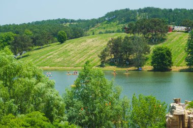 Wuhan, Hubei Eyaleti, Çin 'deki Mulan çayır manzarasının erken dönem manzarası