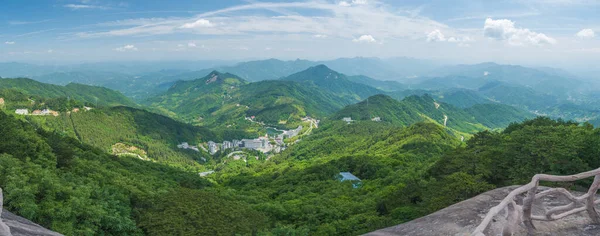 Early Summer Scenery Dabie Mountain Bodao Peak Scenic Area Luotian — 图库照片