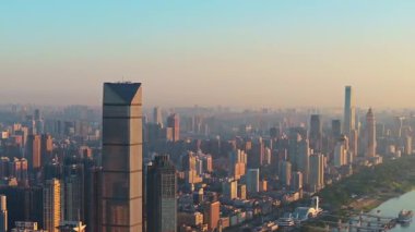 Wuhan şehir simgesi gökyüzü manzarası