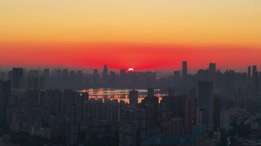 Wuhan şehir simgesi gökyüzü manzarası