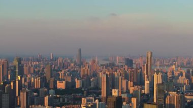 Wuhan şehir simgesi gökyüzü manzarası