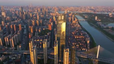 Wuhan şehir simgesi gökyüzü manzarası