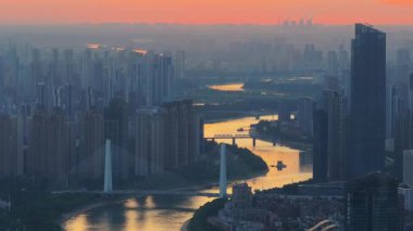 Wuhan şehir simgesi gökyüzü manzarası