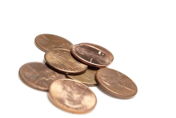 Dinero, Monedas sobre fondo blanco —  Fotos de Stock