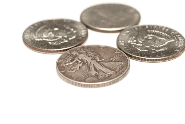 돈, 흰색 바탕에 동전 — 스톡 사진