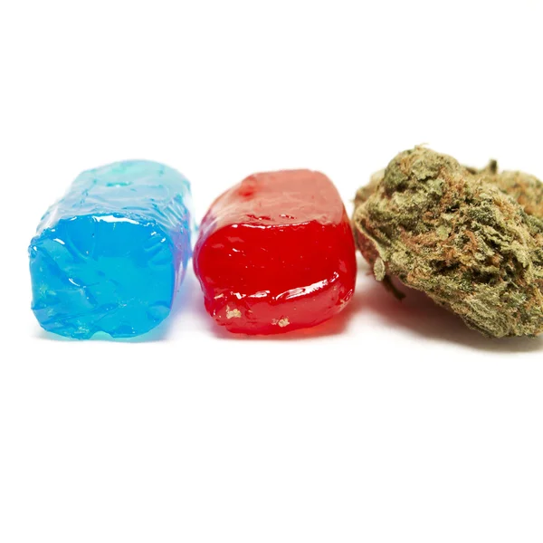 Marihuana und Süßigkeiten — Stockfoto