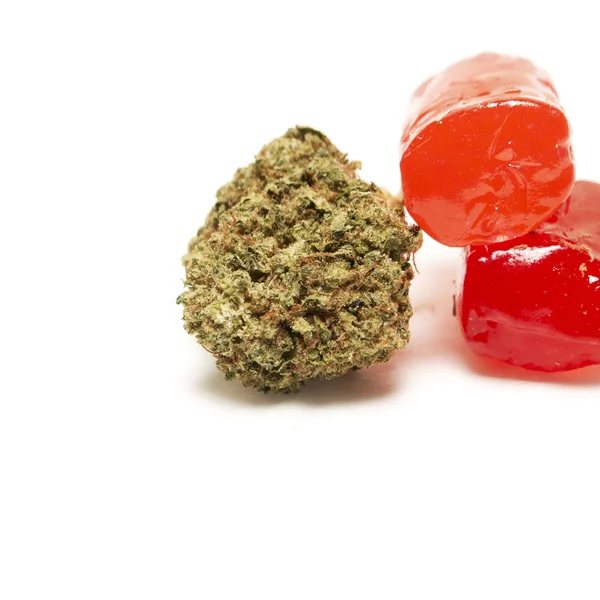Marihuana und Süßigkeiten — Stockfoto