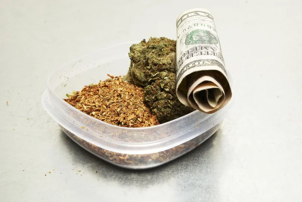 Maconha Legal Bud Cannabis Pot ou erva daninha — Fotografia de Stock