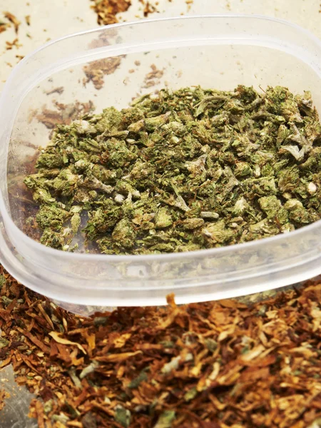 Wettelijke marihuana Bud Cannabis Pot of onkruid — Stockfoto
