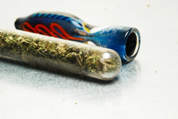 173 Glass Pipe Weed Stock Photos, High-Res Pictures, and Images - Getty  Images