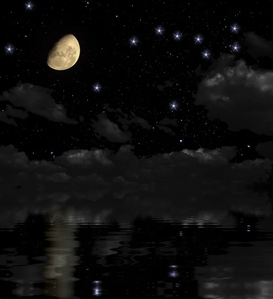 Moonlight on the water — Stock Photo, Image