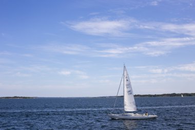 Żaglówka, łódź, statek, morze, statek na morzu, statek przy porcie, port, żaglówka na morzu