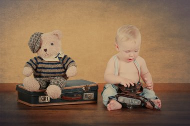  Vintage fotoğraf ile çocuk ve fotoğraf makinesi