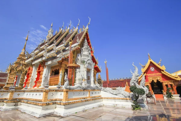 Buddhistischer Tempel in Thailand — Stockfoto