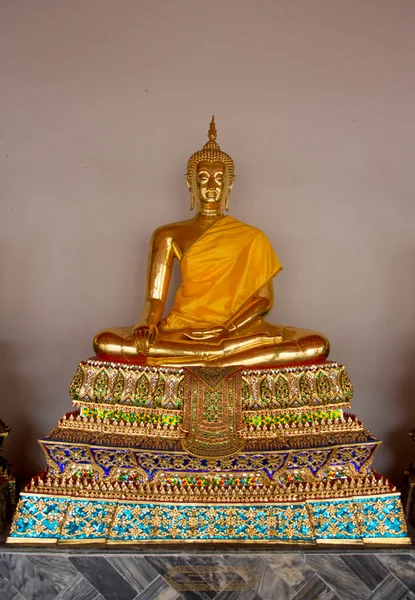 タイのタイ仏黄金の像仏像 — ストック写真