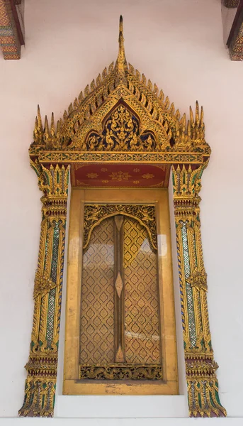 Thai Buddhist Temple Window — Stock Photo, Image