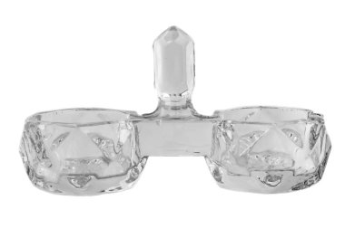 Beyaz izole arkaplandaki baharatlar için kristal