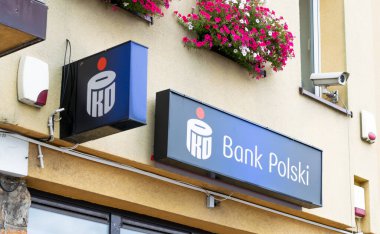 Olsztyn, Polonya -31.07.2020 - Olsztyn Polonya Bankası Logosu