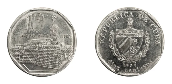 キューバ10 Centavosコイン白い隔離された背景に — ストック写真