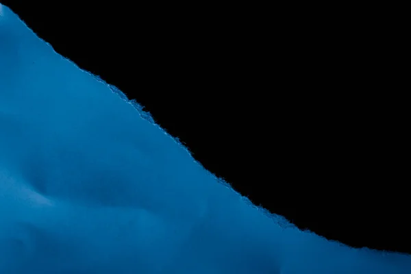 Siyah Izole Arkaplan Üzerine Mavi Kağıt Parçası — Stok fotoğraf