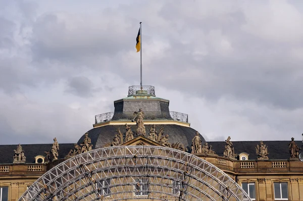 New Castle Stuttgart, preceded by a metal Pavilion — Stock Photo, Image