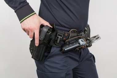 Memur tehlikede
