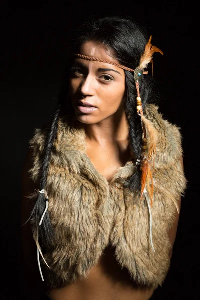 Native American girl — Stock Photo, Image