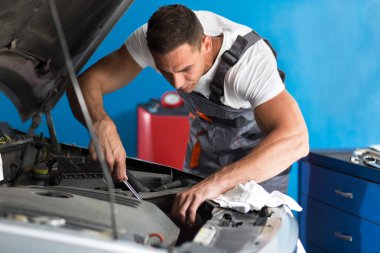 Otomatik mekanik layık