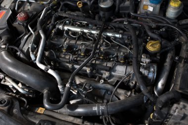 bir otomobil motorunun yakın çekim