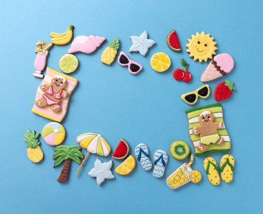 Zencefilli adam, zencefilli kurabiye kadın ve çeşitli yaz temalı kurabiyeler.