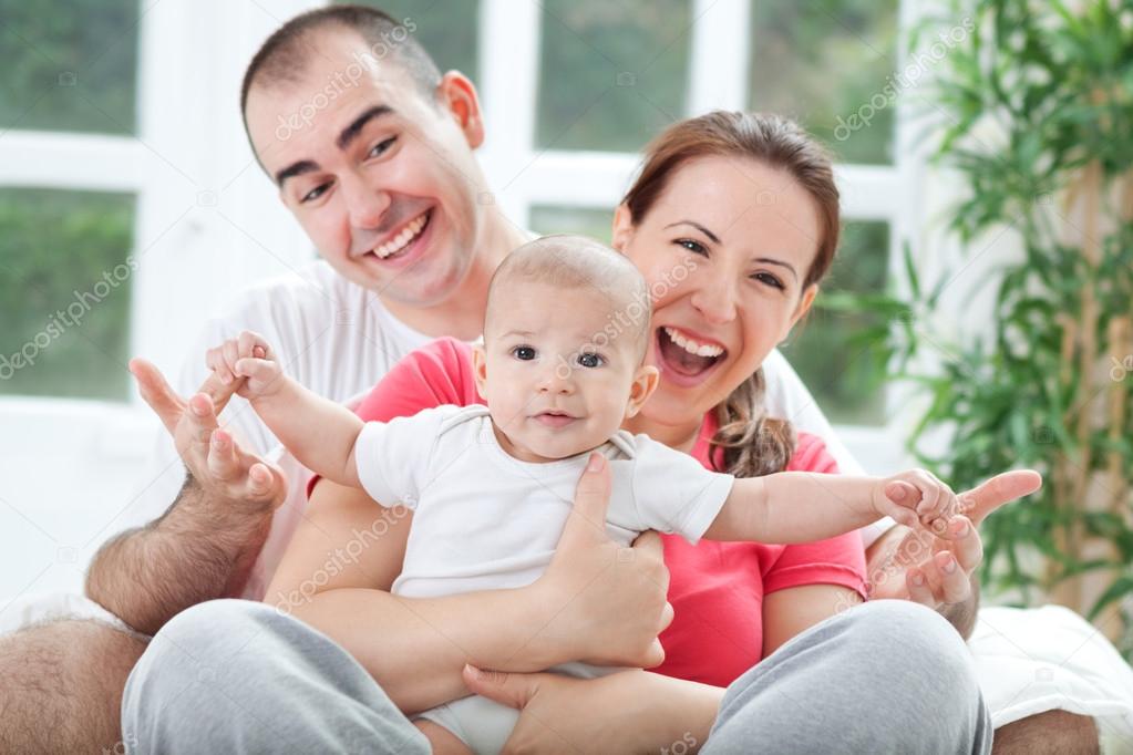 Fuuny happy smiling family photo