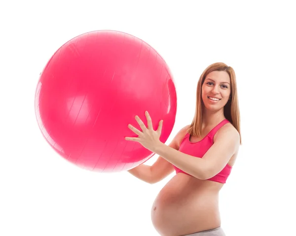 Glücklich schwangere Frau mit Ball — Stockfoto