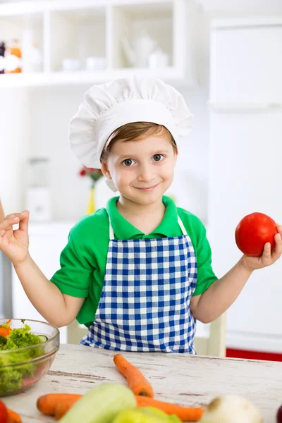 可爱的小儿童厨师 — 图库照片