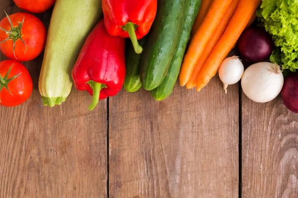 Produtos hortícolas orgânicos saudáveis — Fotografia de Stock