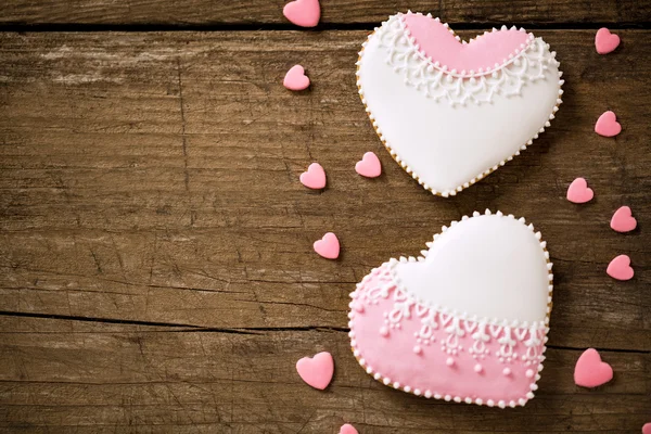 Dvě krásné zdobené slavnostní sušenky cookies — Stock fotografie